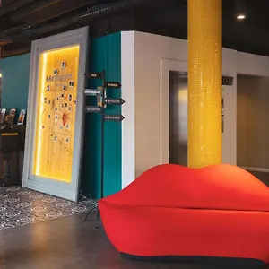 Mercure Centre Gare Montparnasse Париж